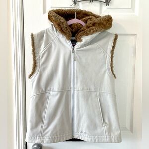 Marmot Women’s Vest Softshell Faux Fur Lined With Hood